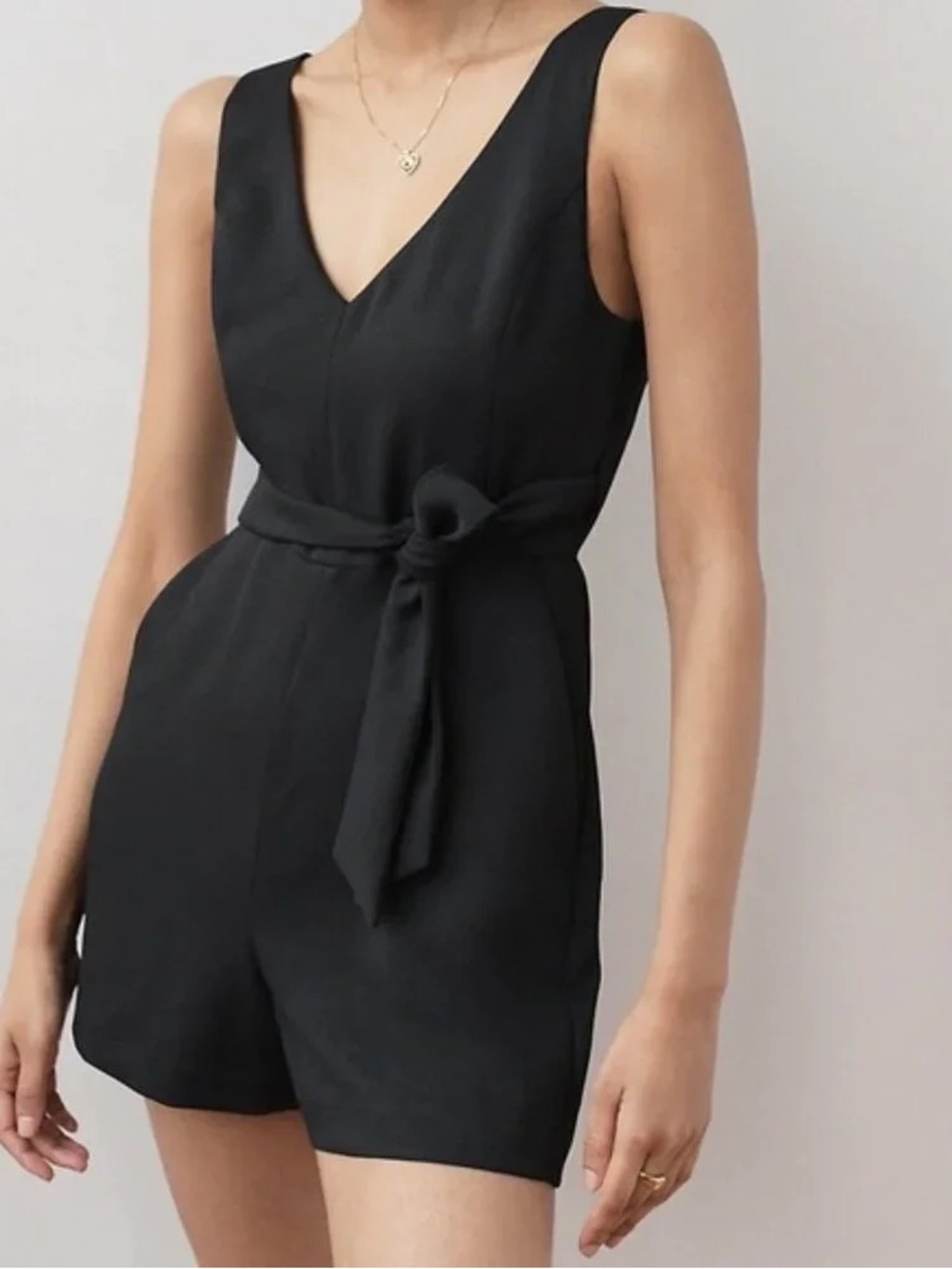 EUC Aritzia Wilfred ecolement jumpsuit